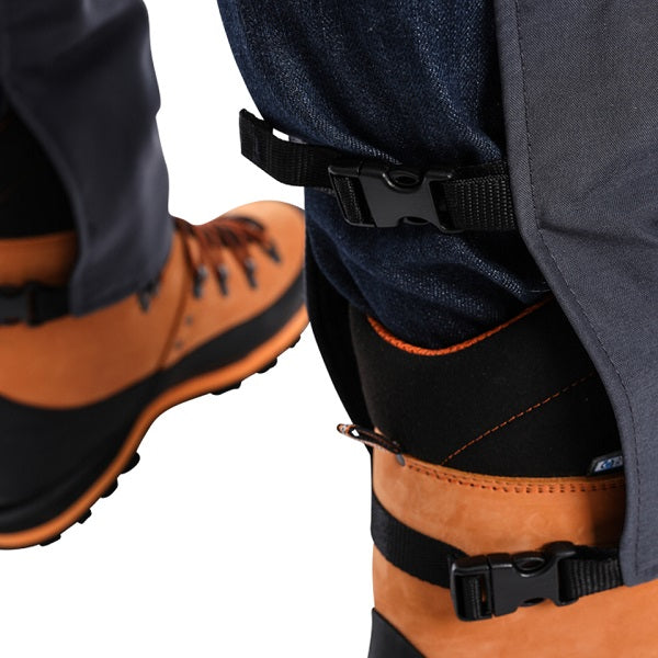Clogger Zero Light and Cool Chainsaw Clipped Chaps