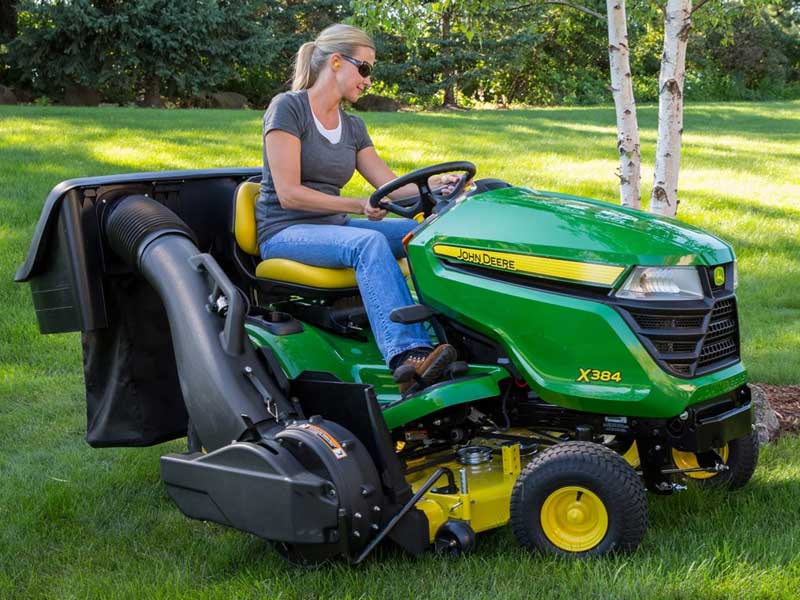 Spotlight on John Deere Mowers