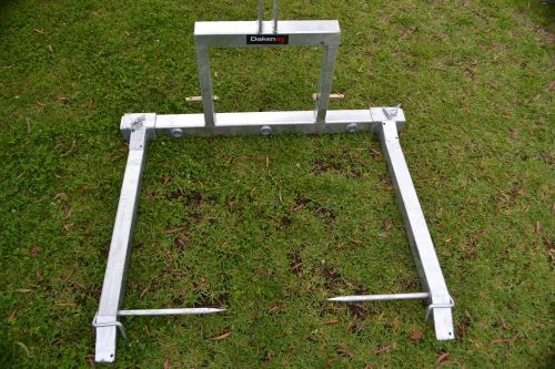 Daken Compact Tractor Part - Combo Round Bale Fork